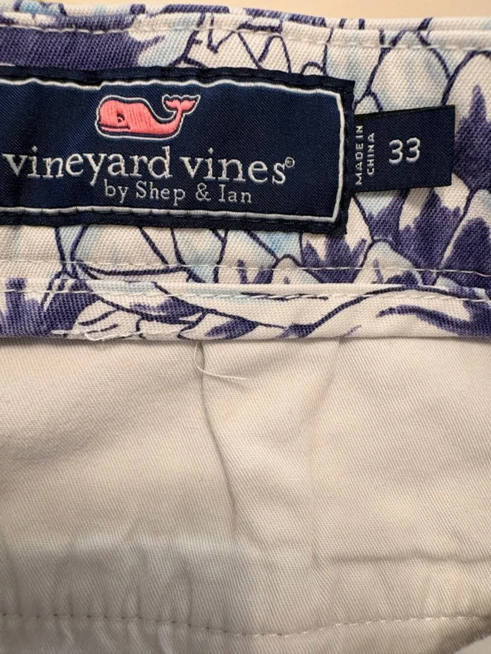 Vineyard Vines Blue Pineapple Print Breaker Shorts 7
